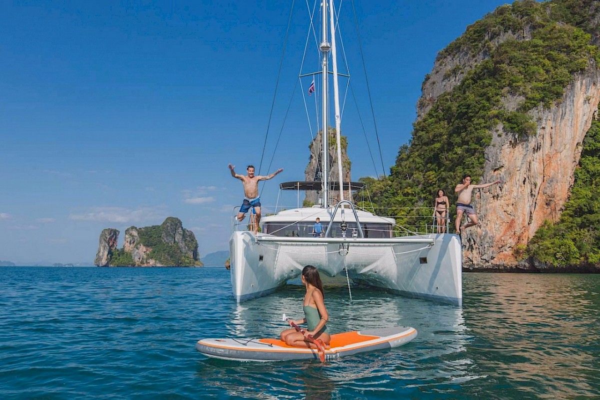 BLUE MOON catamaran in thailand