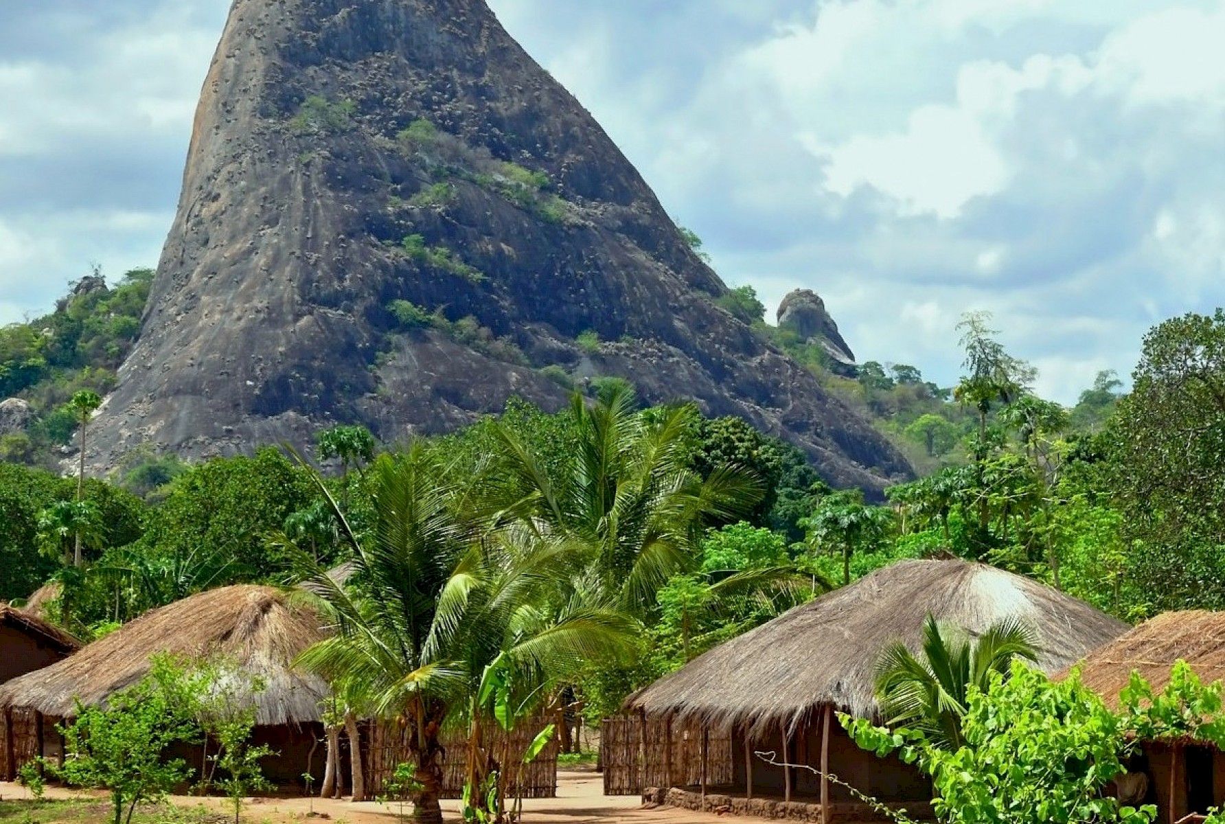 how to rent a yacht in Africa