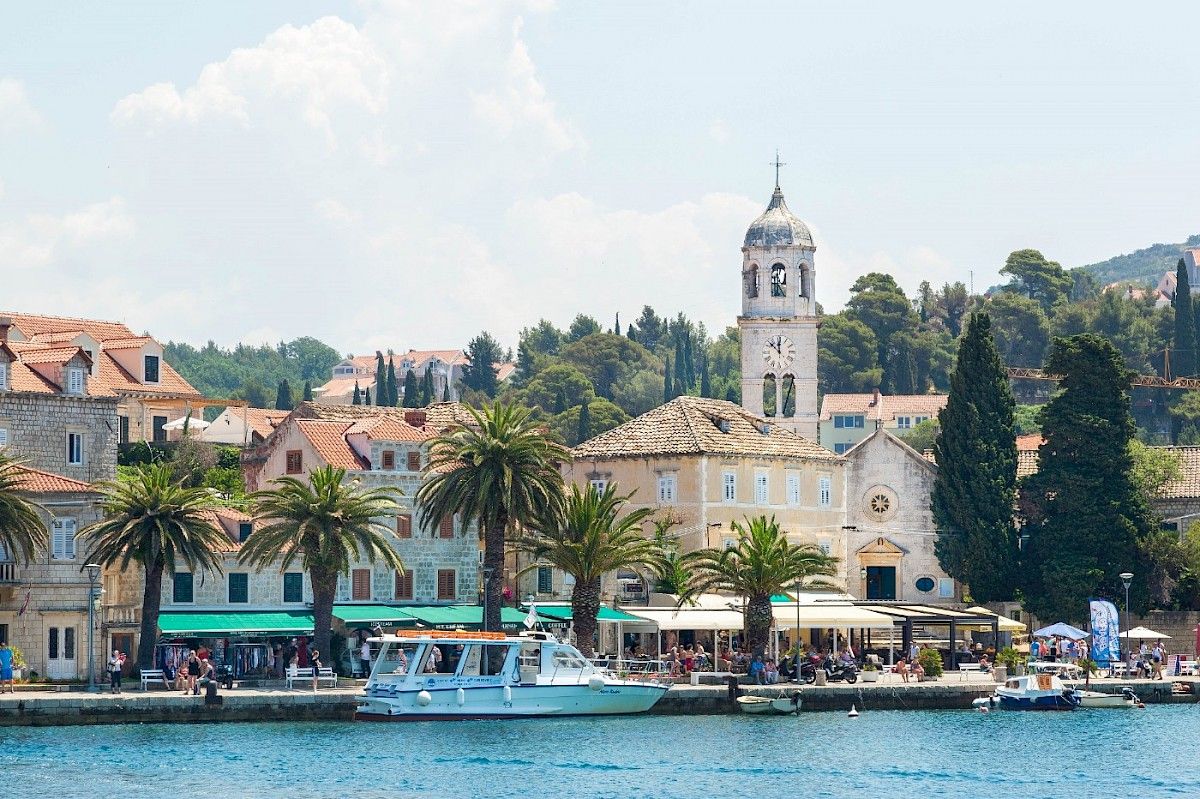 contact-yachts-210310-023312-001