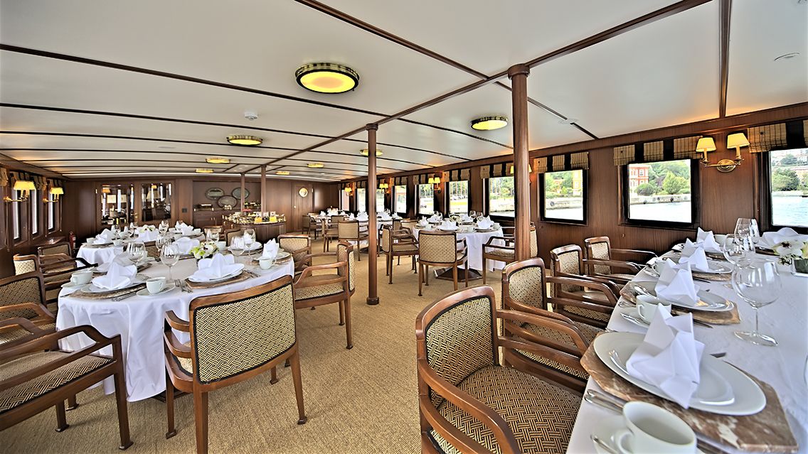 contact-yachts-210310-023548-001