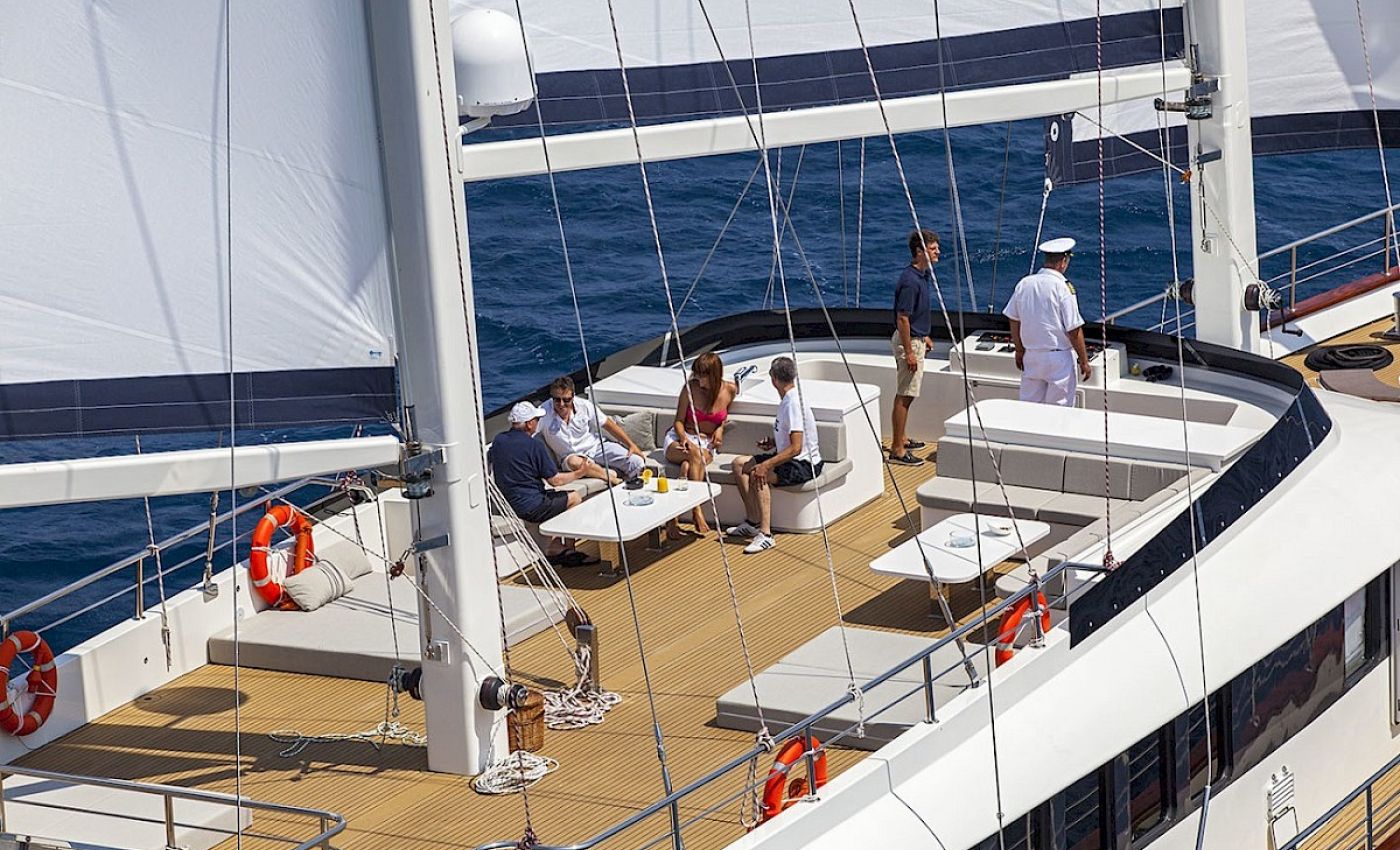 contact-yachts-210310-023556-001