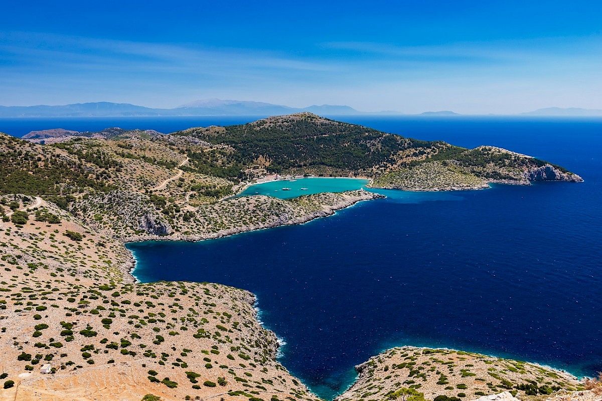 contact-yachts-210310-023679-001