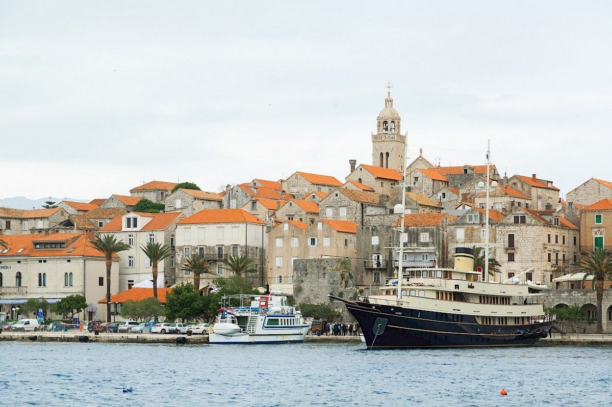 contact-yachts-210310-023705-001