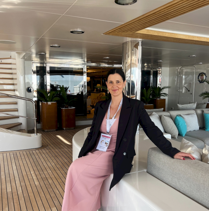 contact-yachts-211009-020927_0002