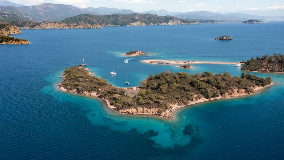 contact-yachts-221005-113120_0001