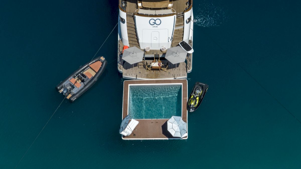 contact-yachts-230808-114719_0002