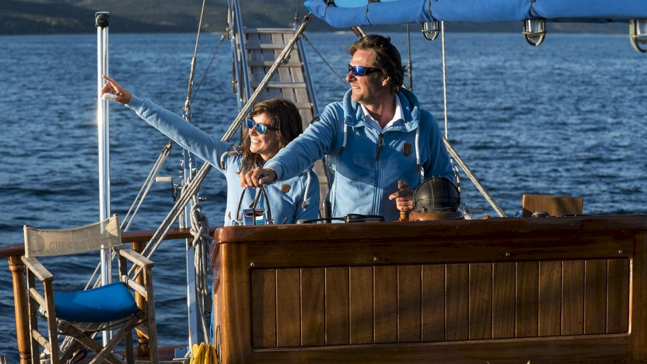 contact-yachts-231215-040033_0005