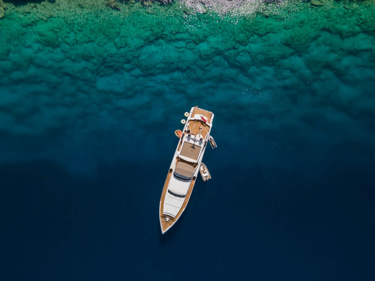 contact-yachts-240422-112031_0019