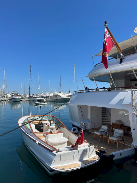 contact-yachts-260216-014828_0001