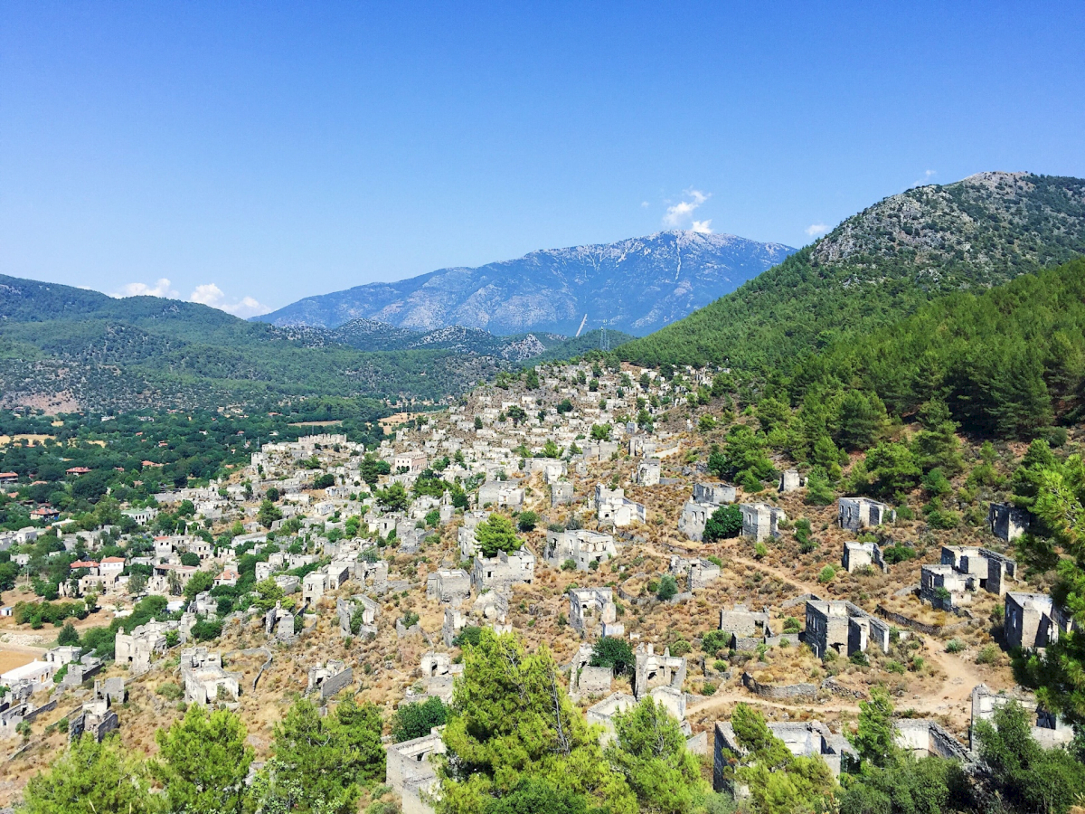 contact-yachts-260331-093102_0001