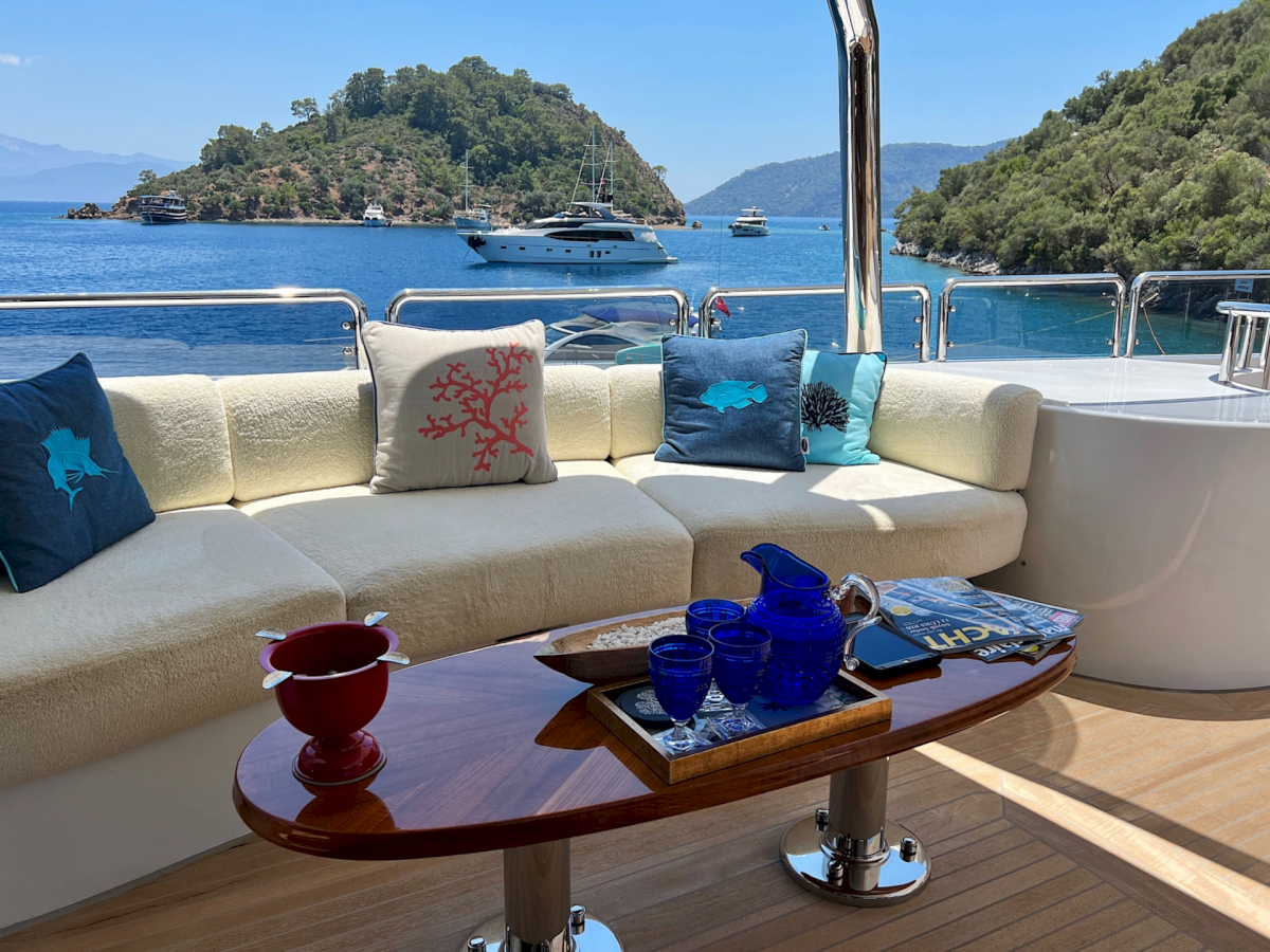 contact-yachts-260406-092908_0002