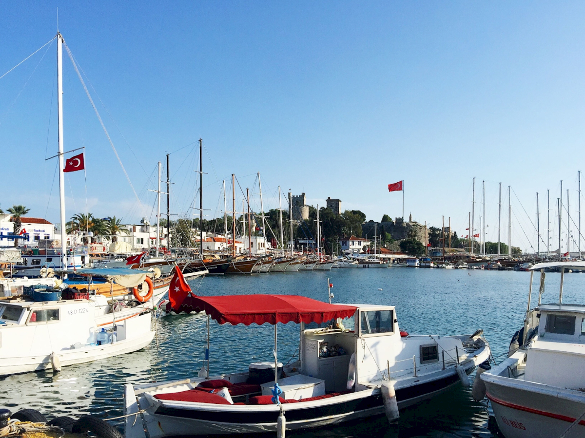 contact-yachts-260407-012650_0005