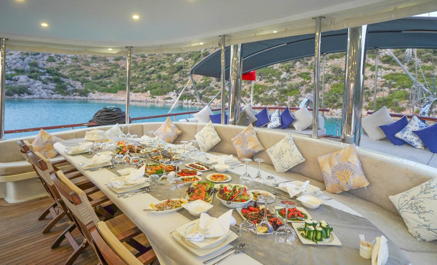 contact-yachts-260408-121052_0001