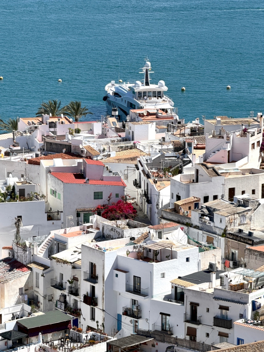 contact-yachts-260723-114344-2026-07-23-12-08-36