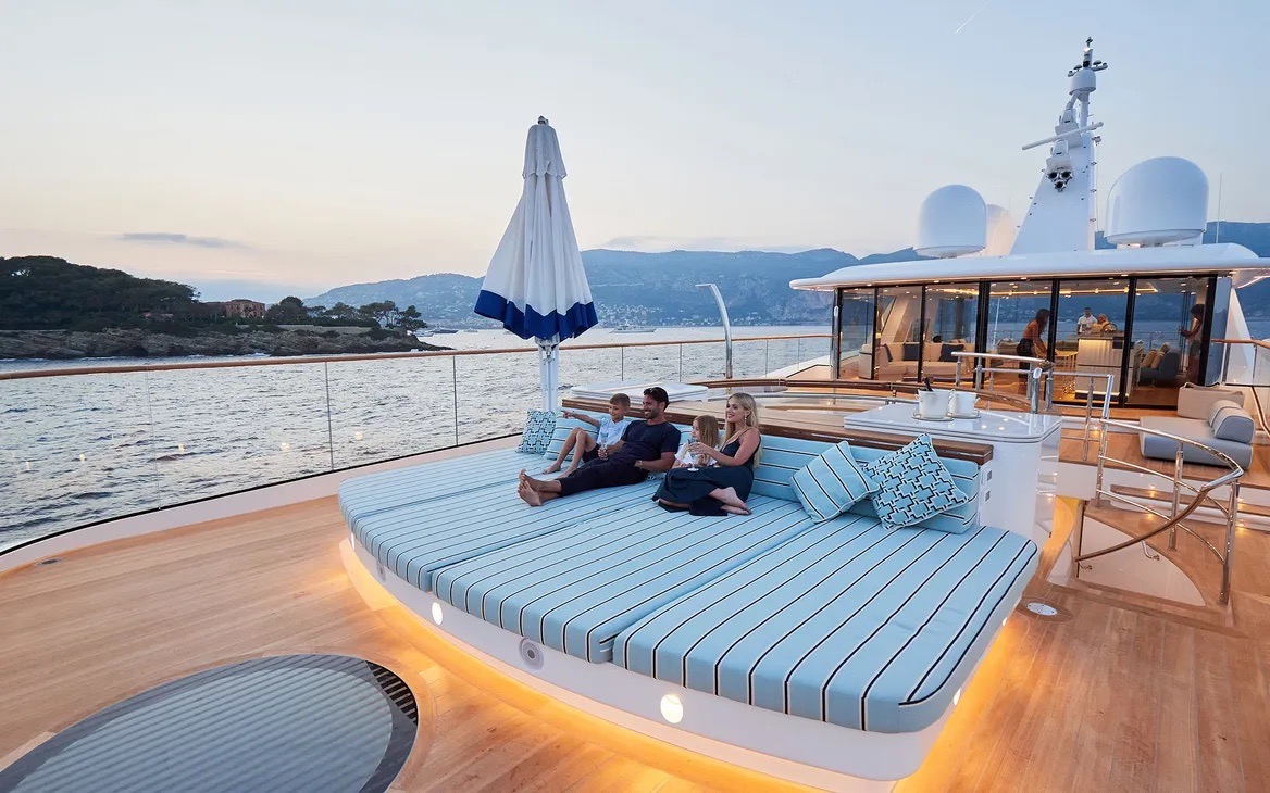 contact-yachts-260810-032658-2026-08-10-15-45-07