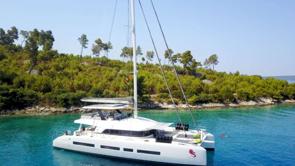 contact-yachts-adriatic-dragon-lagoon-77_0001