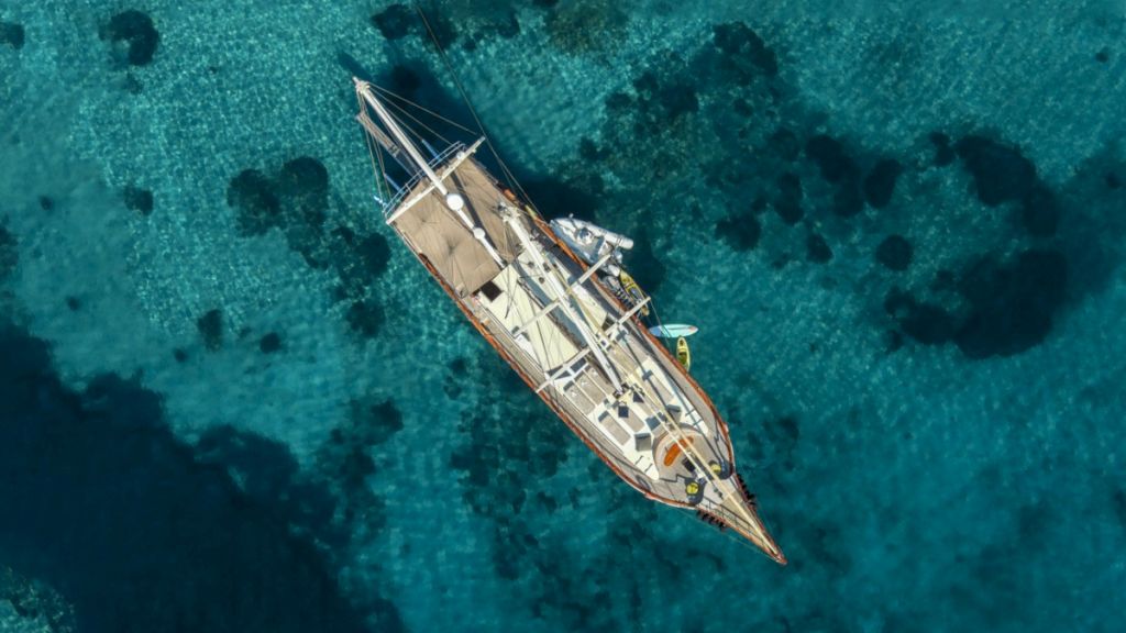 contact-yachts-aegean-schatz_0018