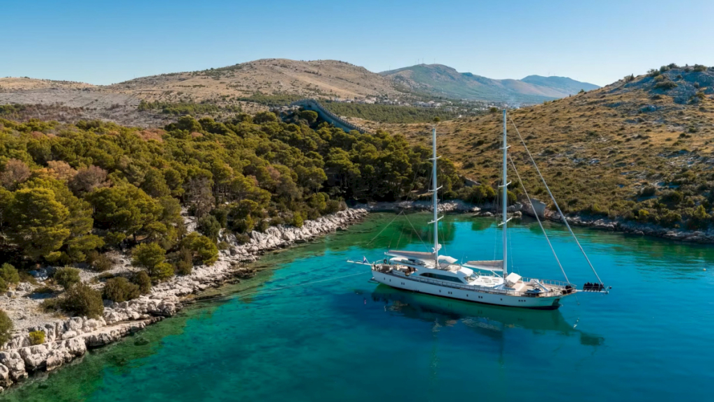 contact-yachts-alessandro-1_0018