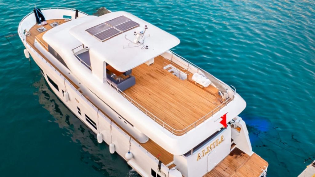 contact-yachts-almila_0010