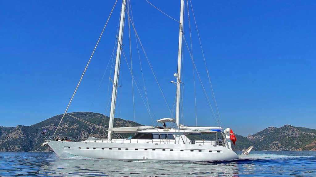 contact-yachts-angelo-2_0017