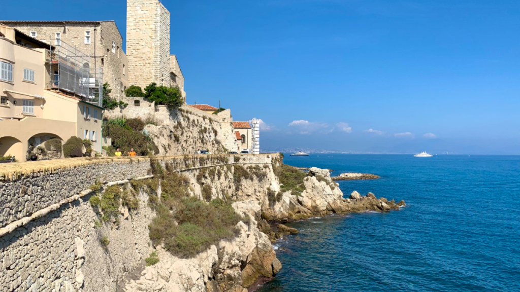 contact-yachts-antibes_0001