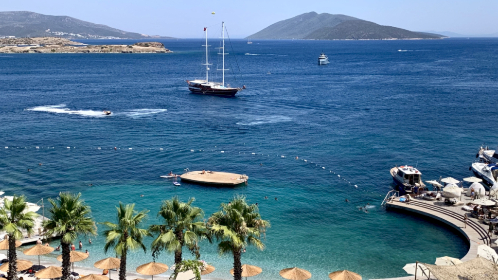 contact-yachts-bodrum-yacht-charter-itinerary-luxury-gulet-motor-yacht-turkey_0001