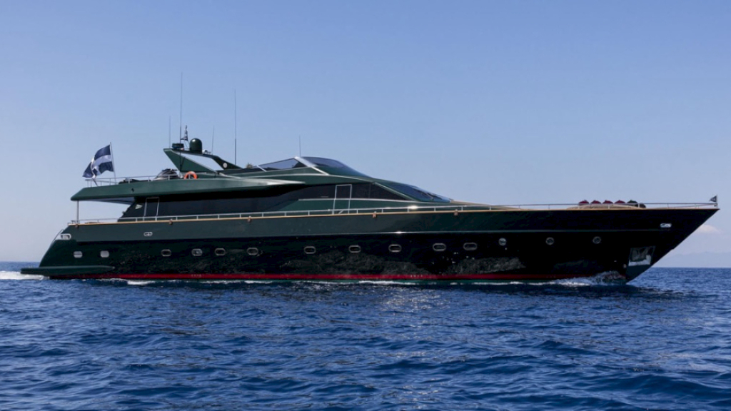 contact-yachts-cant-remember_0001