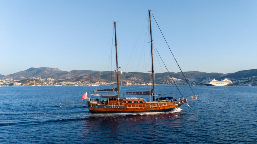 contact-yachts-capricorn-1_0017