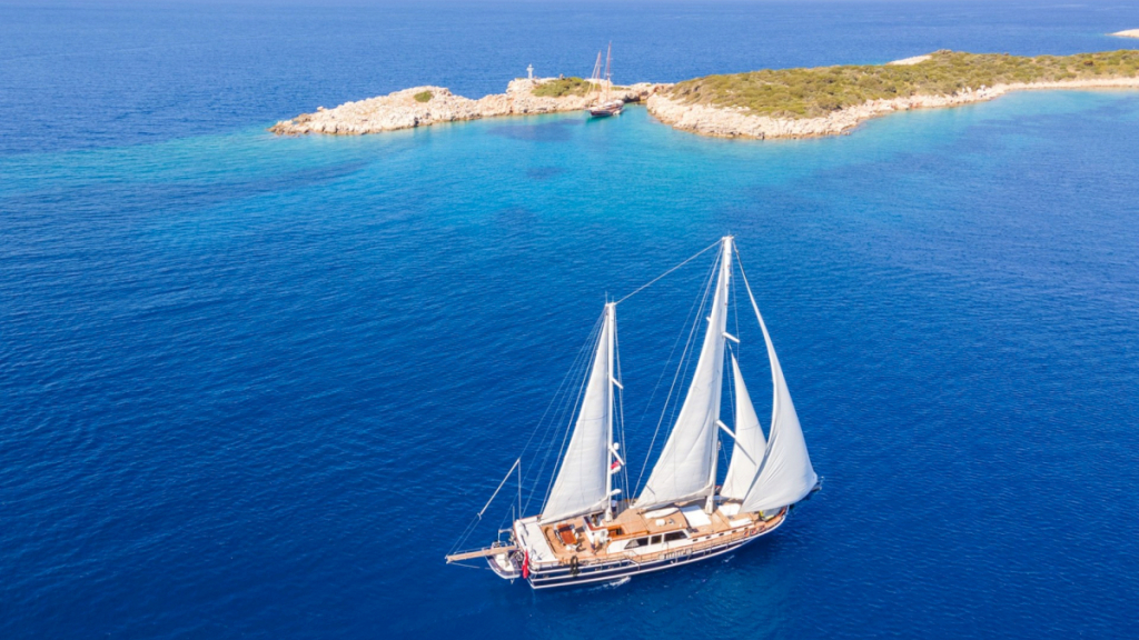 contact-yachts-dea-del-mare_0001