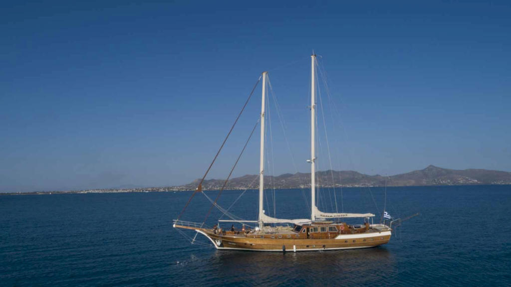 contact-yachts-entre-cielos_0018