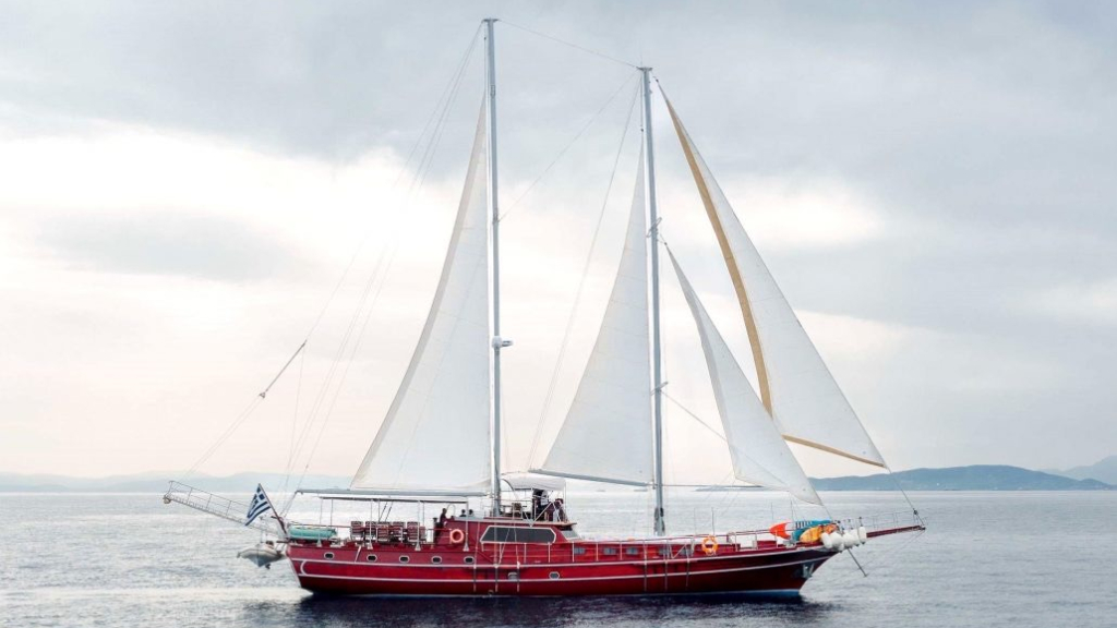 contact-yachts-erato_0002