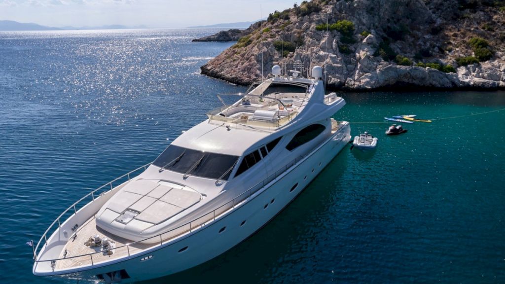 contact-yachts-estia-yi_0024