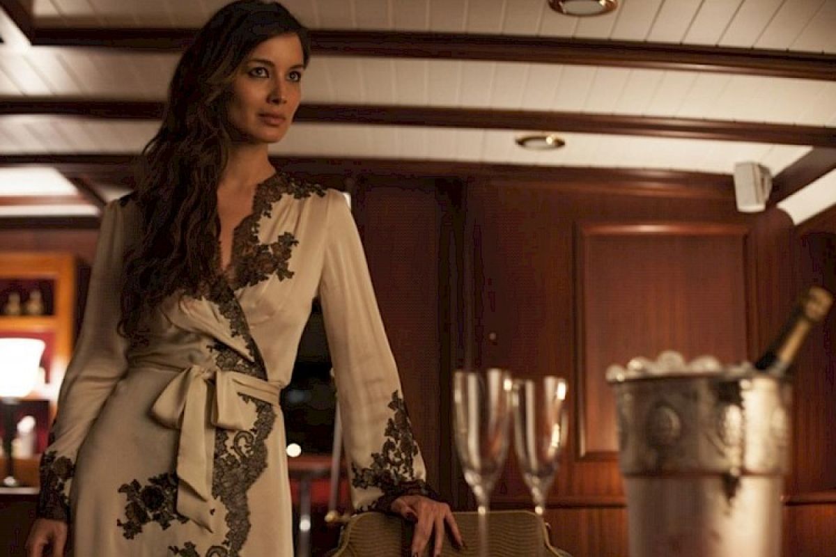 contact-yachts-exploring-croatia-the-game-of-thrones-itinerary-on-board-james-bond-yacht-003