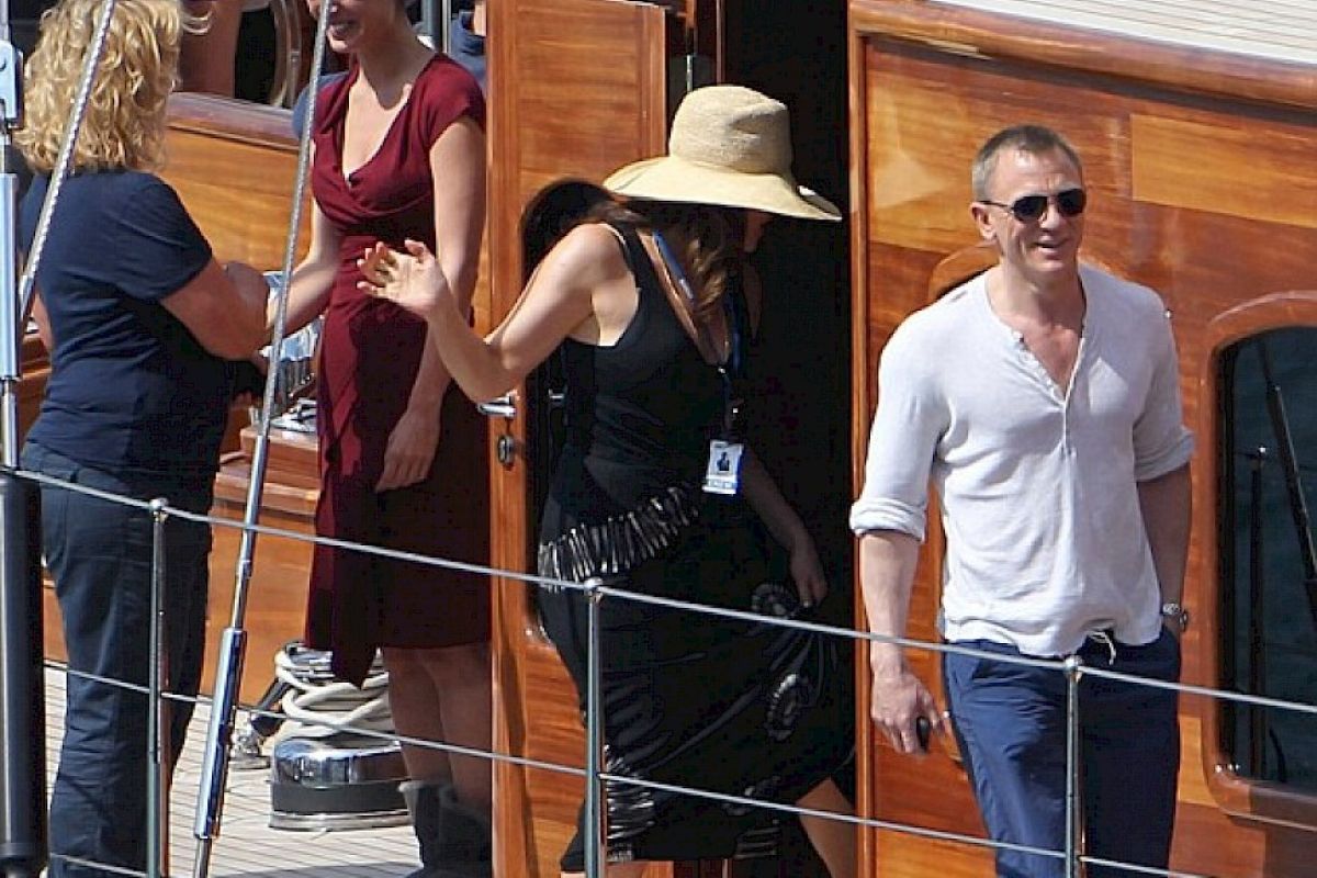 contact-yachts-exploring-croatia-the-game-of-thrones-itinerary-on-board-james-bond-yacht-004