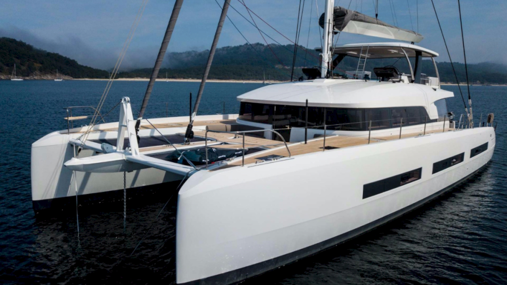 Tahiti Yacht Charter | Discover Polynesia with Catamaran JOY