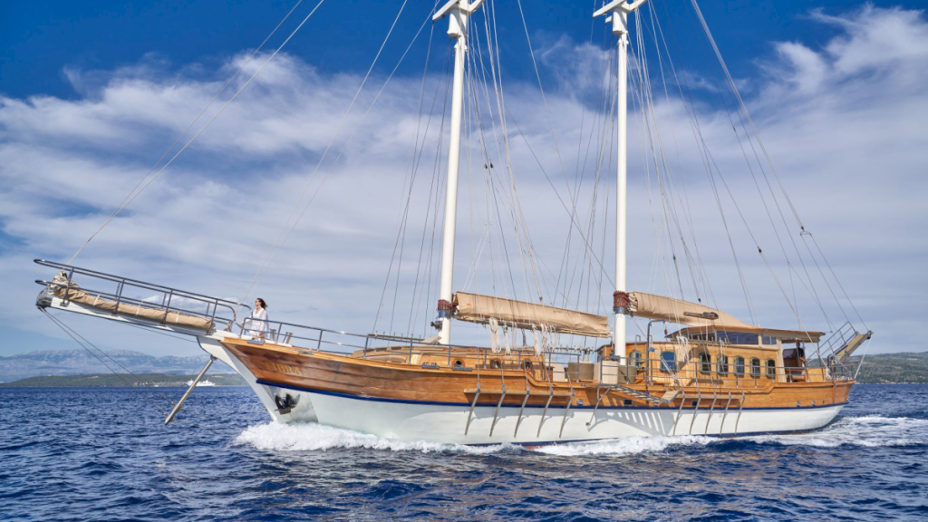 contact-yachts-libra_0013