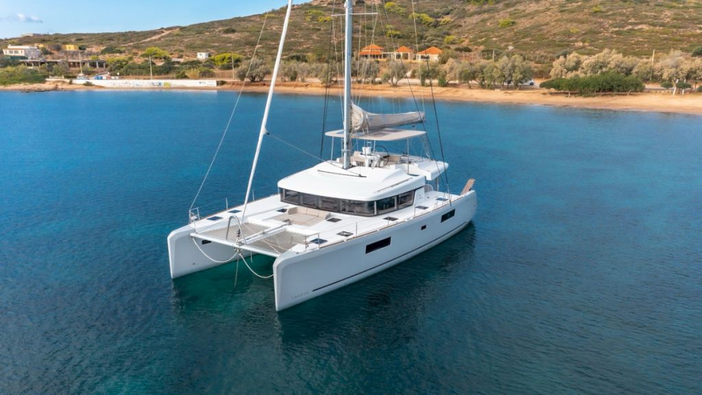 contact-yachts-madidina_0014