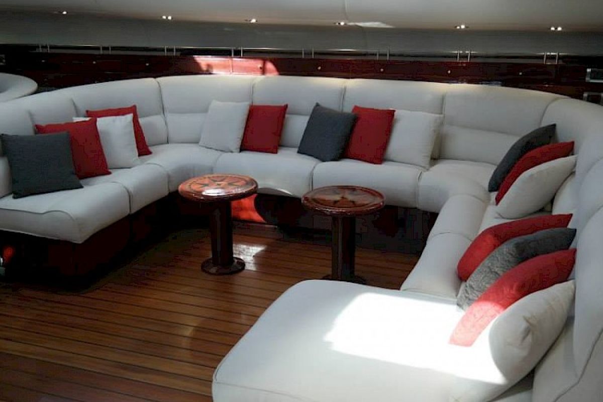 contact-yachts-mediterranean-show-2014-nafplion-007