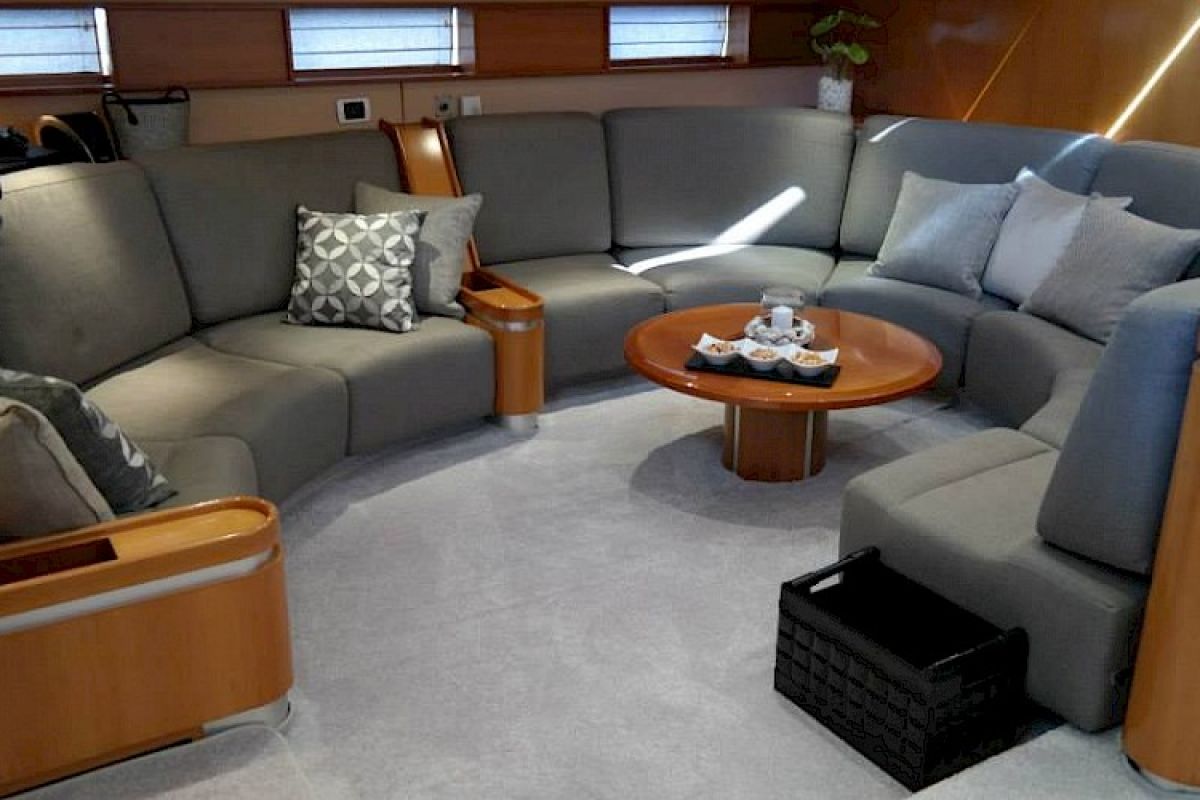 contact-yachts-mediterranean-show-2014-nafplion-010