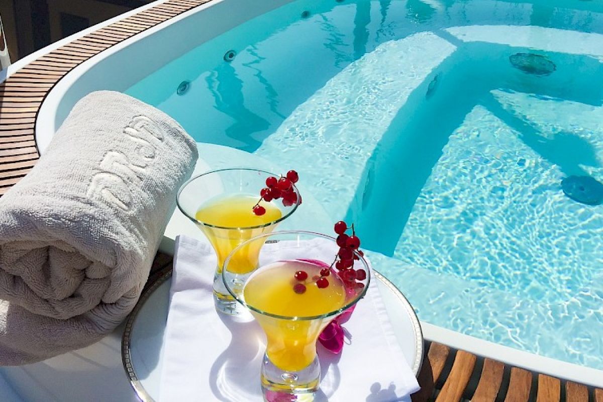 contact-yachts-myba-charter-show-2018-010