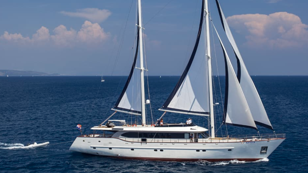 contact-yachts-navilux_0003