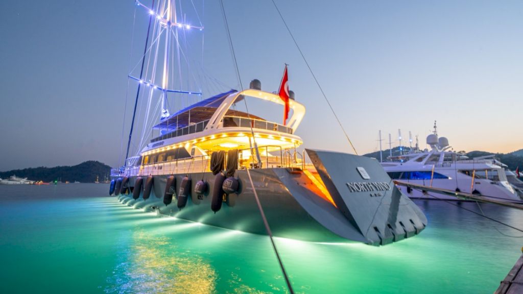 contact-yachts-north-wind_0004