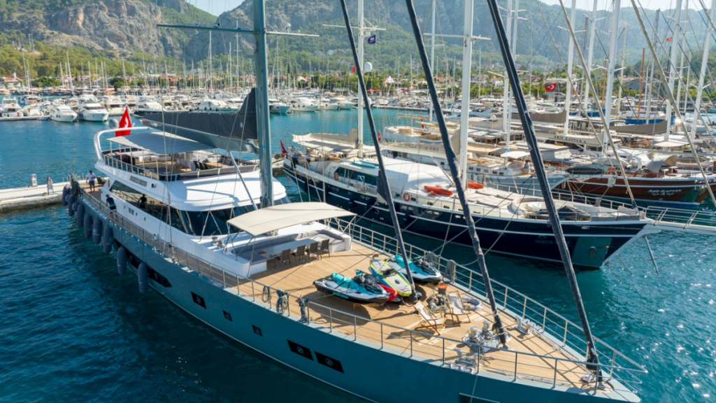 contact-yachts-north-wind_0030