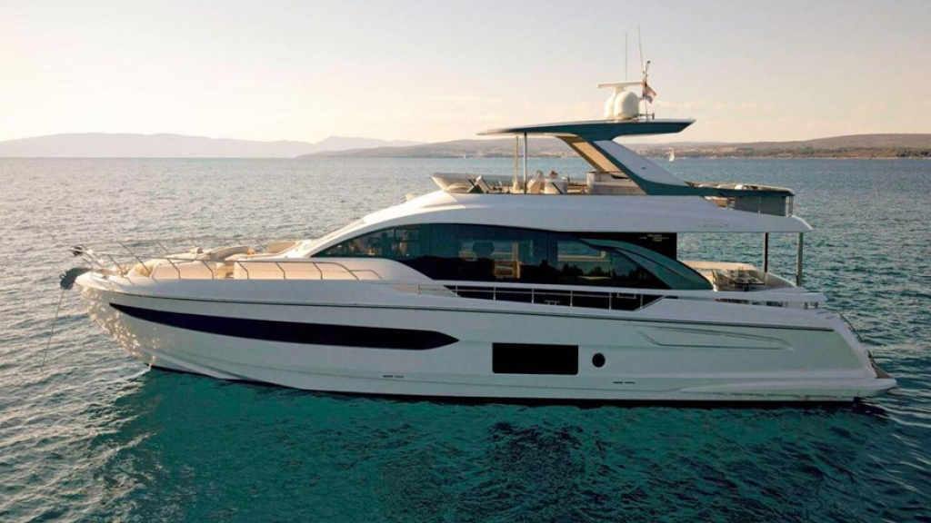 contact-yachts-omr-group_0008