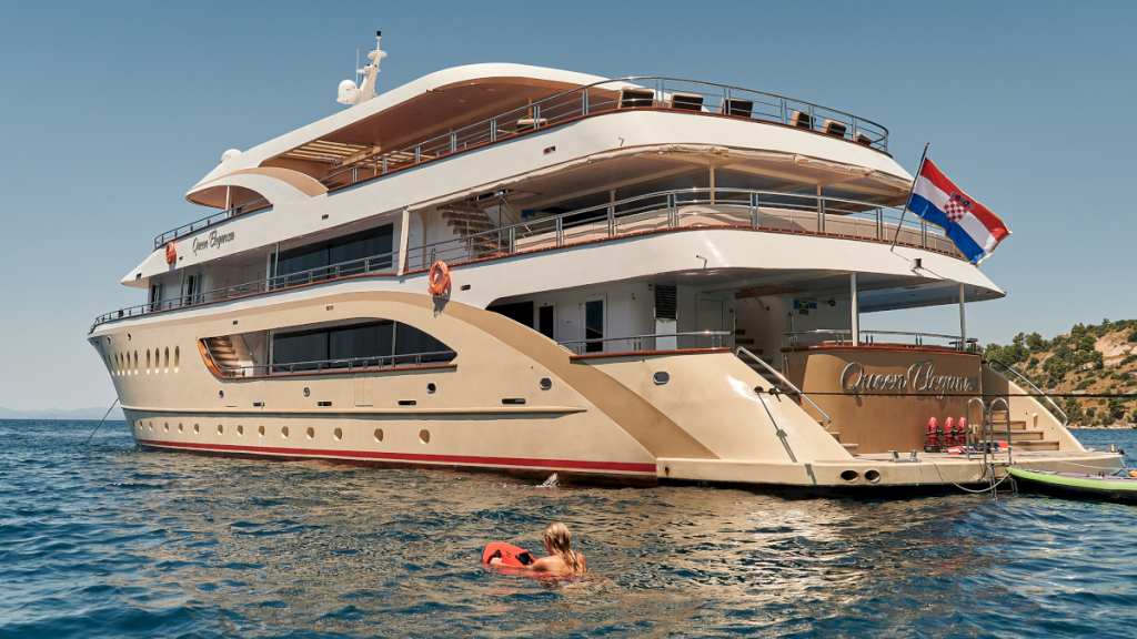 contact-yachts-queen-of-eleganza_0029