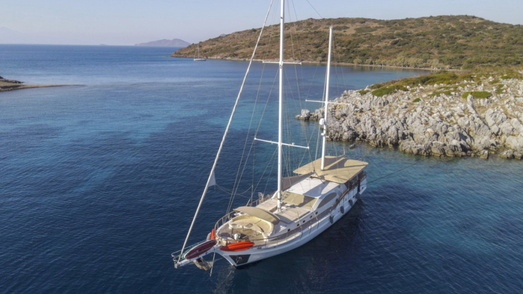 contact-yachts-queen-of-sea_0042