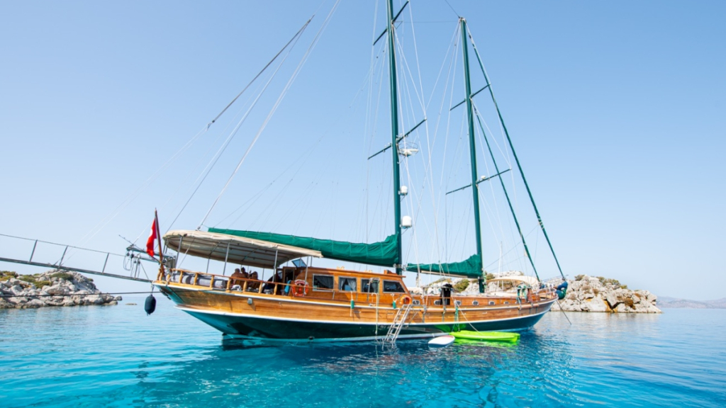 contact-yachts-ros-mare-034