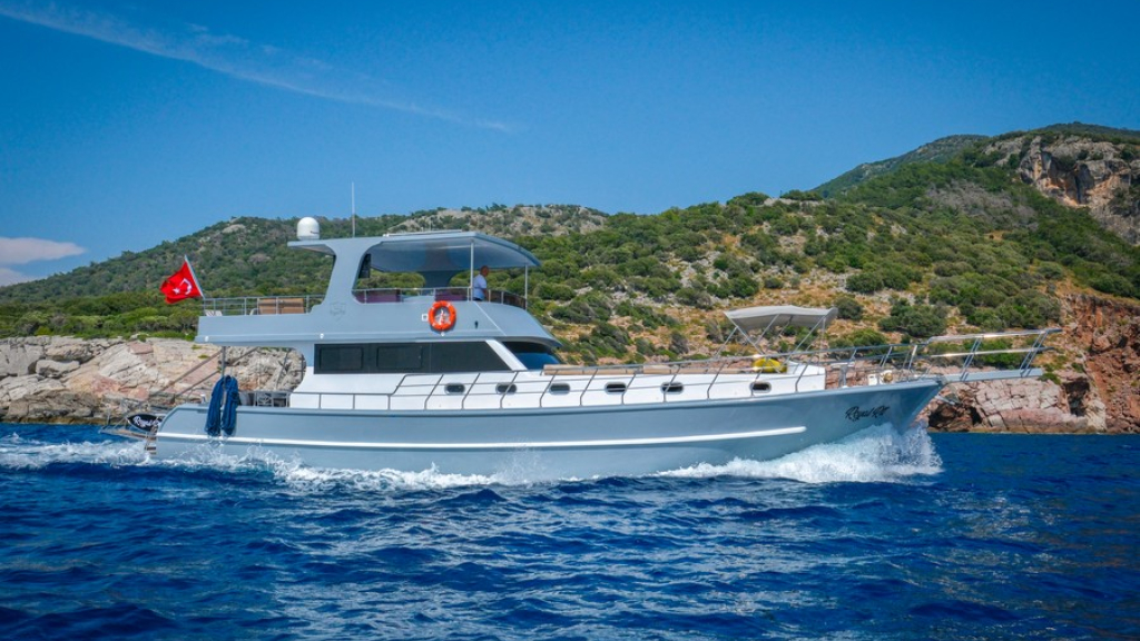 contact-yachts-royal-rtt_0020