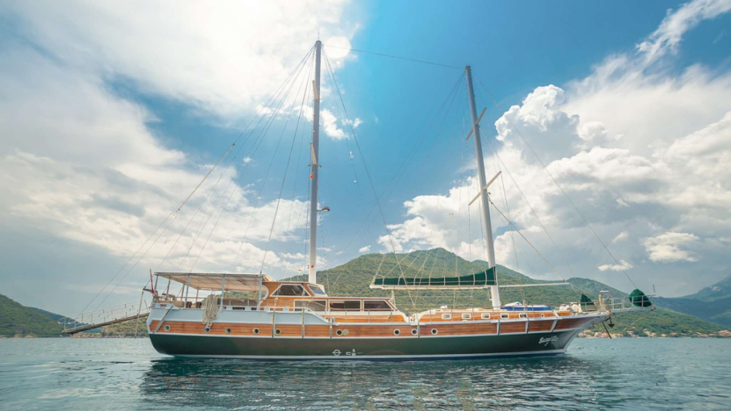 contact-yachts-sadri-usta-1_0007