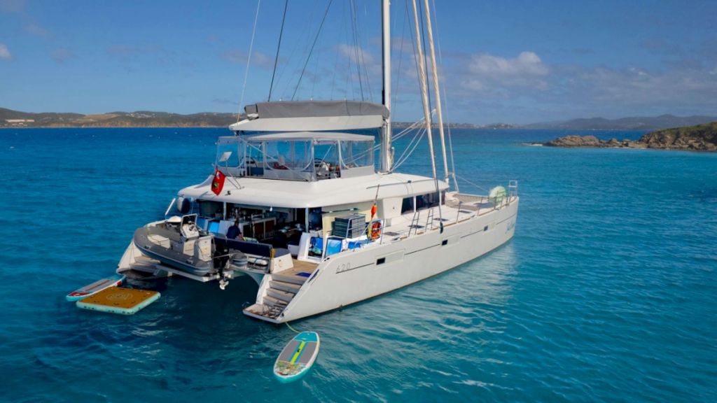 contact-yachts-sail-away_0007